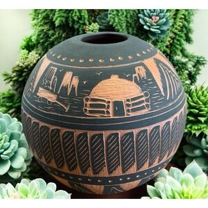Native American Pottery Cnayon De Chelly Chinle Arizona Jackie Yazzie Sgraffito‎